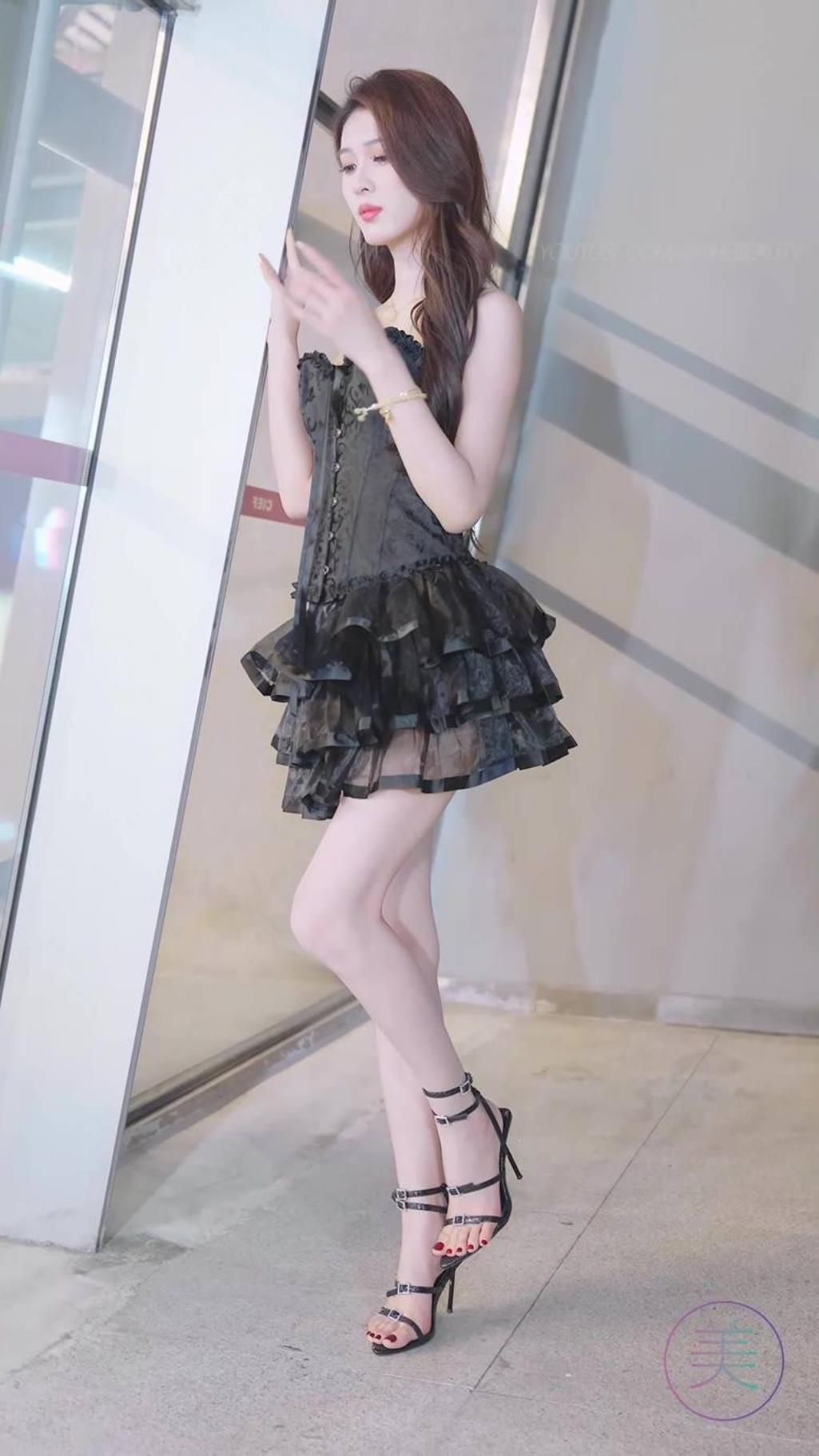 2023 广州车展 Racing Model 车模抖音网红 122 20P-流行馆