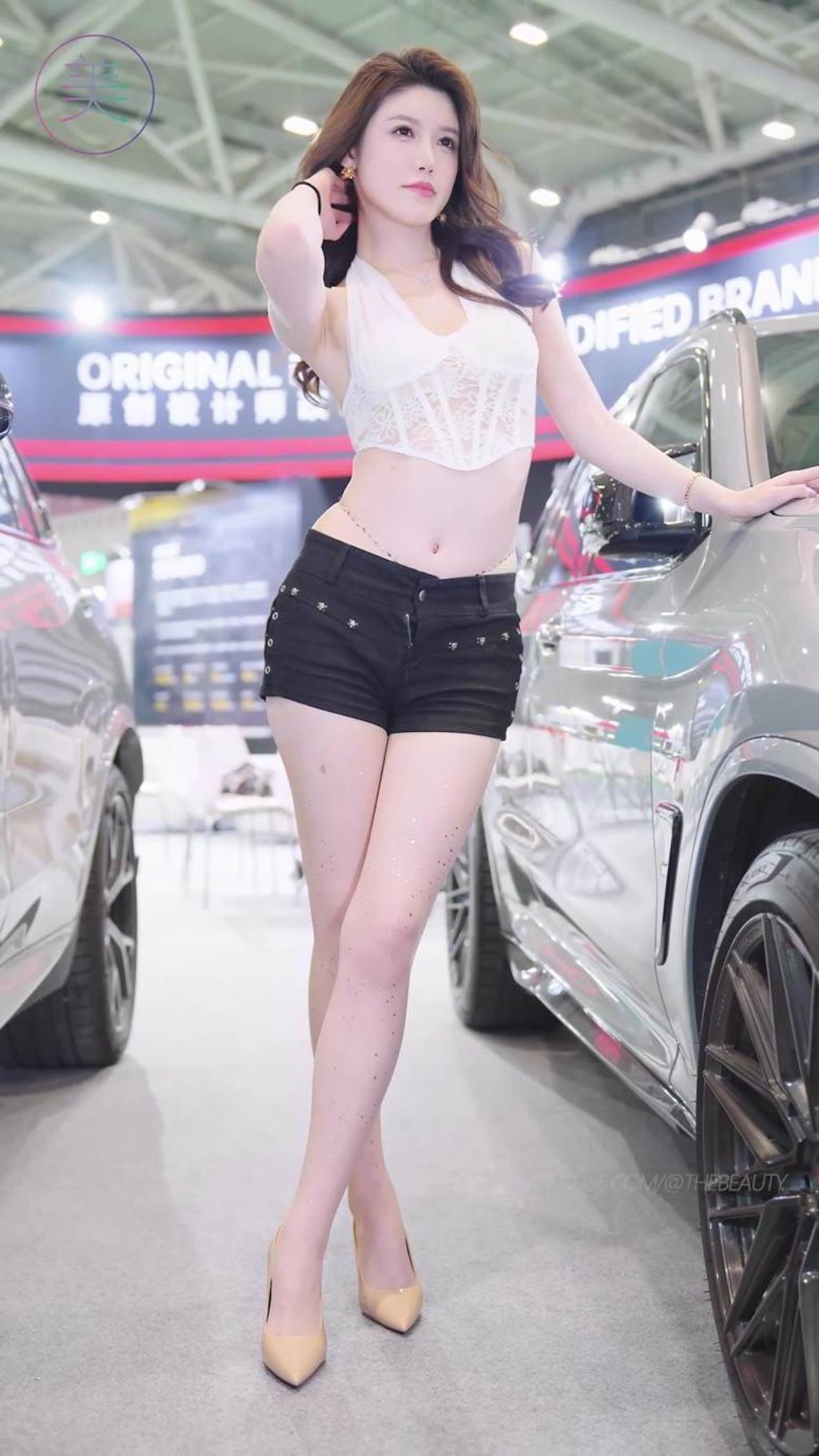 图片[2]-2024 深圳改装车展 Auto Salon 车模抖音网红  36 20P-流行馆